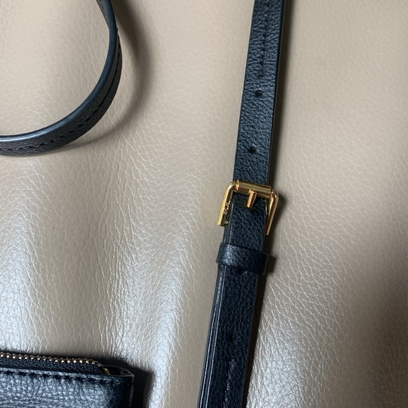 Ralph Lauren Black Leather Crossbody Bag - Picture 9 of 9